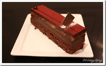 Canele Le Royale Chocolate Cake