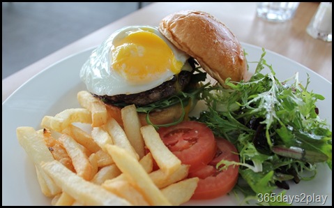 Prive - LA Wagyu Beef Burger