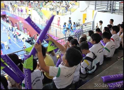 YOG Gym WQ1 - Students Cheering