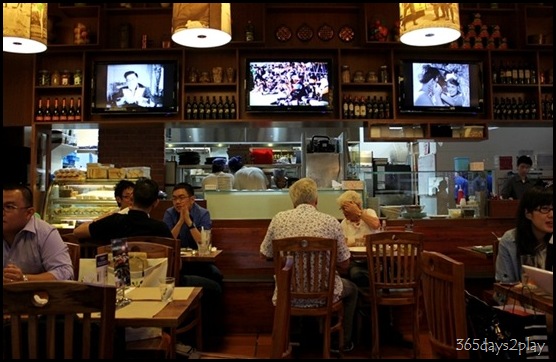 Trattoria Cucina Italiana Seating Area