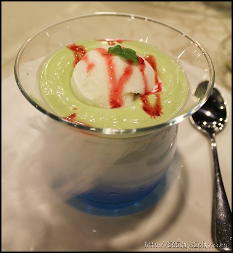 Chilled Avocado Cream with Ice-Cream