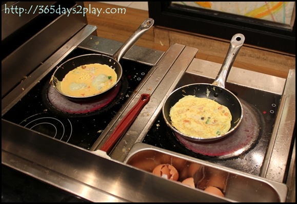 Conrad Oscars Omelette in the Frying Pan