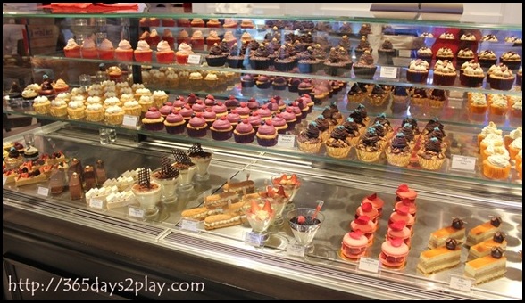 High Society - Pretty Cupcakes!! (2)