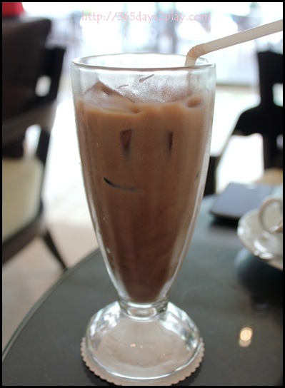 L'Espresso - Iced Chocolate