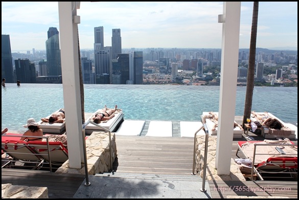 Marina Bay Sands Infinity Pool (3)