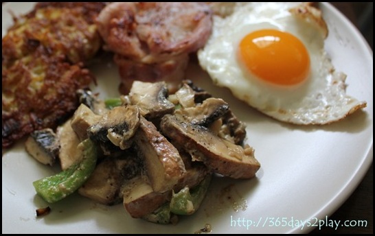 Breakfast Fry-up (2)