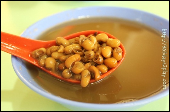 Old Airport Road Food Centre - Best Red Bean Soup