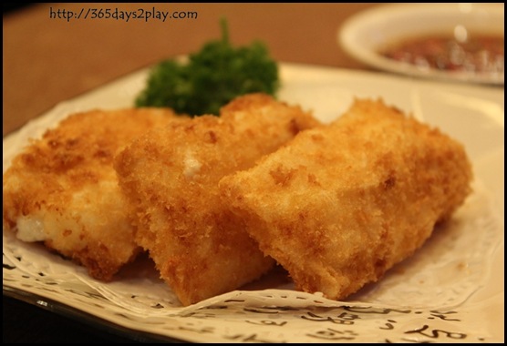 Taste Paradise - Deep Fried Prawn with Mango Roll