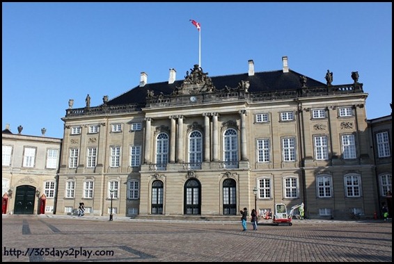 Amalienborg Palace (2)