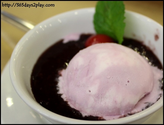 Thai Village @ Leisure Park - Yam ice cream with black rice pudding