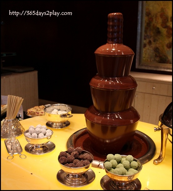 Shangri La Rose Veranda - Chocolate Fountain