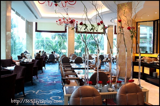 Shangri La Rose Verandah - Seating Area