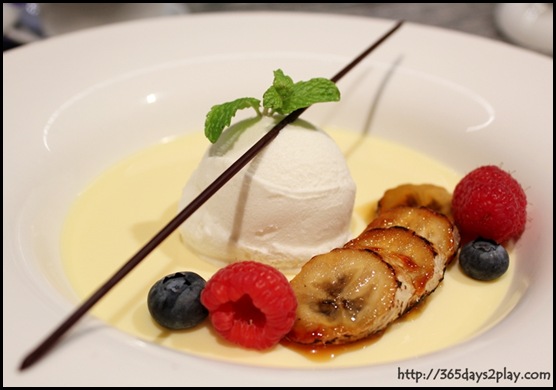 Crowne Plaza Changi Airport Azur Restaurant - Chilled Milk Pudding with Caramelized Banana and Coconut Ice Cream