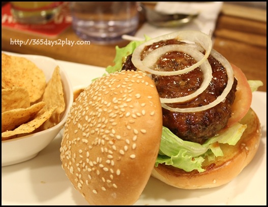 Charly T - CT's Beef Burger