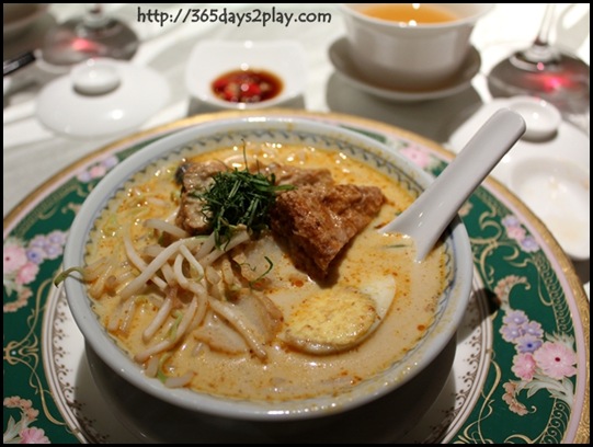 Mercure Roxy - Laksa