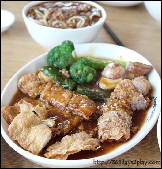 Food Republic @ 112 Katong - Fu Lin Tofu Yuen 7 pcs set with Noodle $6.80