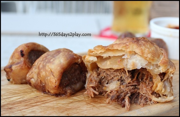 South Coast - Kangaroo and Lamb Pie on the right