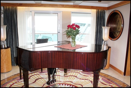 Voyager of the Seas Presidential Suite (2)