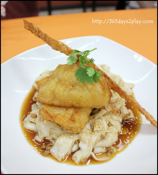 Fan Play Savouries - Classic Brown Sauce with Beer Battered Dory Fish Chee Cheong Fun