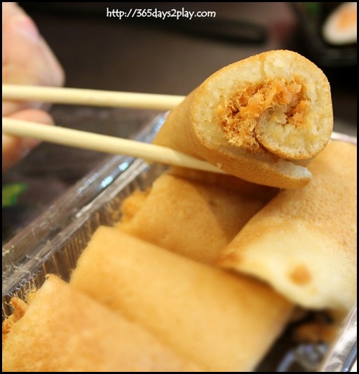 313 Somerset - Jollibean Chicken Floss Pancake $2.40