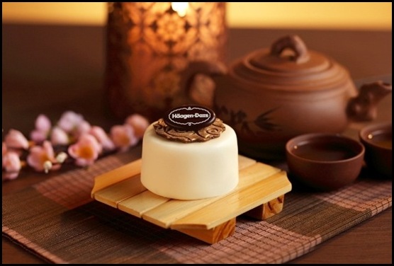 Haagen Dazs Mooncakes - White Chocolate — S$24