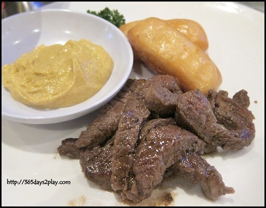 New Orleans Barbecue Restaurant - Grilled Beef Tips with Mustard Sauce and Man Tou RM20