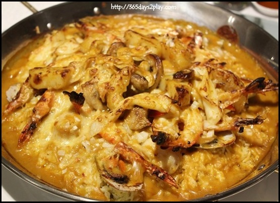 Majestic Bay - 海鲜大烩焗饭 Baked rice, assorted seafood, chef’s recipe sauce ($68 for 4-6 pax, $88 for 7-12 pax) (4)