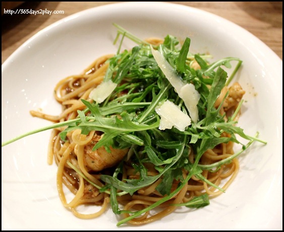 Cafe Melba - Crayfish linguini with red peppers, rocket and crayfish bisque $26 (1)