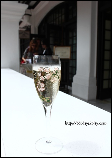 Raffles Hotel Champagne