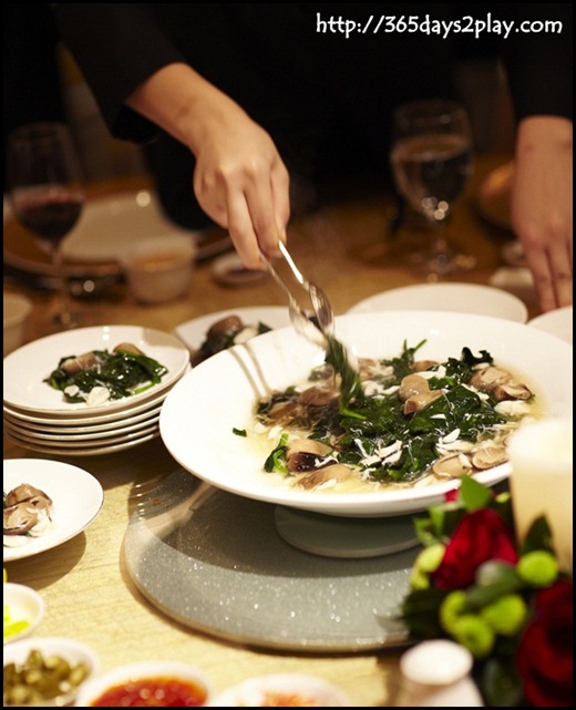 Four Seasons Hotel Wedding - Braised Crabmeat with Straw Mushrooms and Vegetables