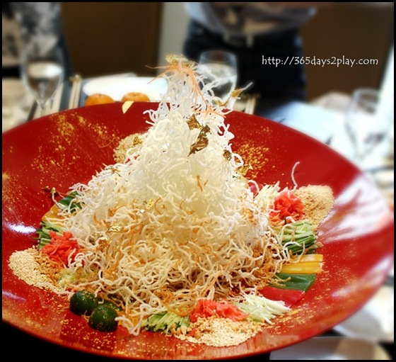 Golden Shunde Yellowtail Yu Sheng (3)