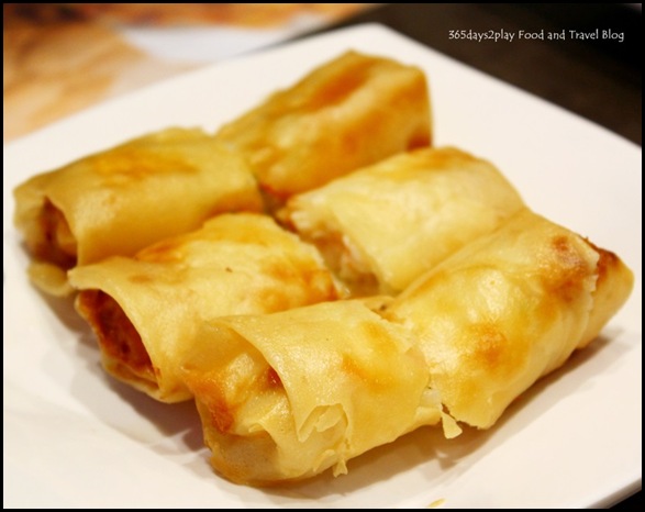 Tim Ho Wan - Deep Fried Bean Curd Skin Roll with Shrimp