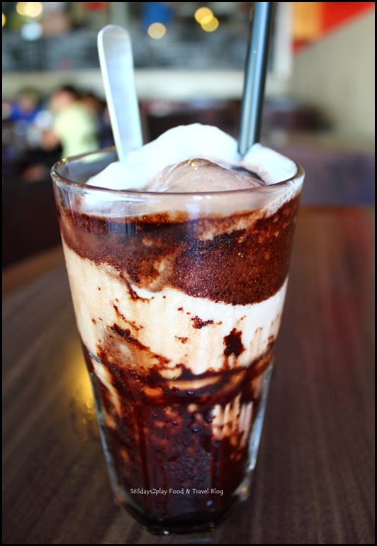 Lots Gourmet Stop - Iced Chocolate $6 (3)
