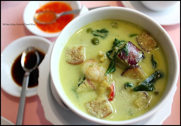 Thanying - Gaeng Keow Wahn Goong (Green Curry with Prawns) $20