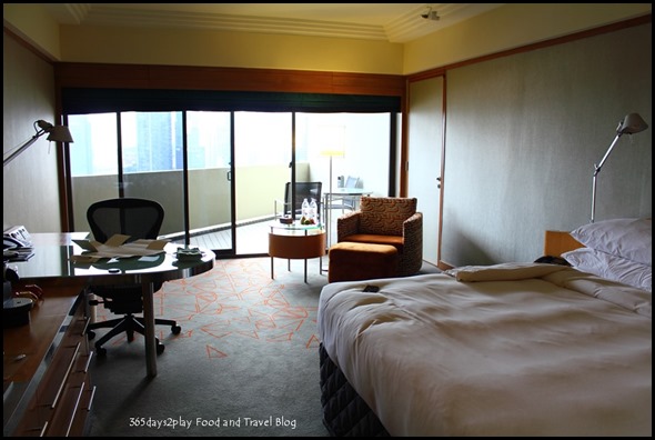 Pan Pacific Singapore Club Room (11)