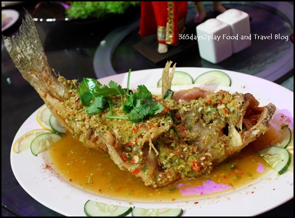 Deep-fried seabass in thai chili