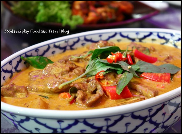 Red Curry Beef (1)