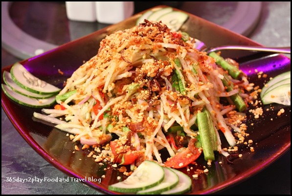 Som Tam (Green Papaya Salad)