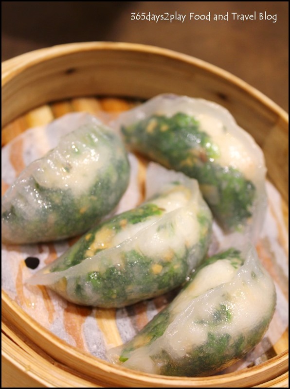 Tim Ho Wan - Steamed spinach dumpling with Shrimp $3.80