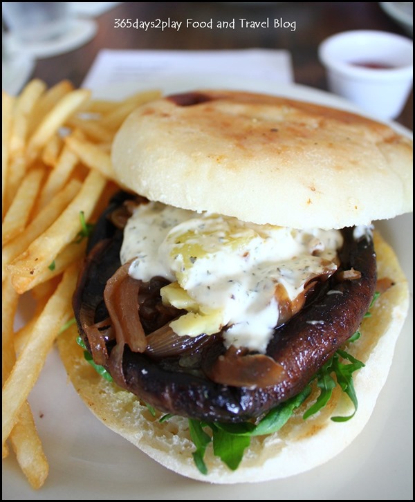 Rider's Cafe - Portobello and Halloumi Burger $16 (1)