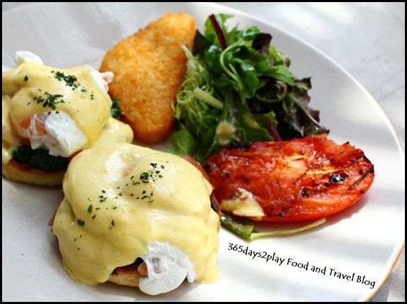 District 10 - District 10 Eggs Benedict — Poached eggs on toasted muffin with sautéed spinach, smoked salmon & hollandaise sauce $16   (4)