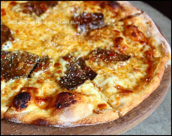 Pizza with Wagyu Beef Cheek Rendang $29   (5)