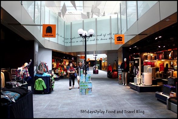 Planet Traveller at Changi Airport