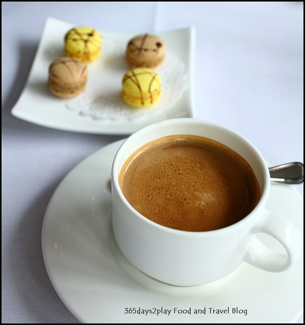 Au Jardin - Coffee and Petit Fours