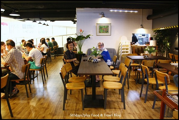 Group Therapy Cafe (9)