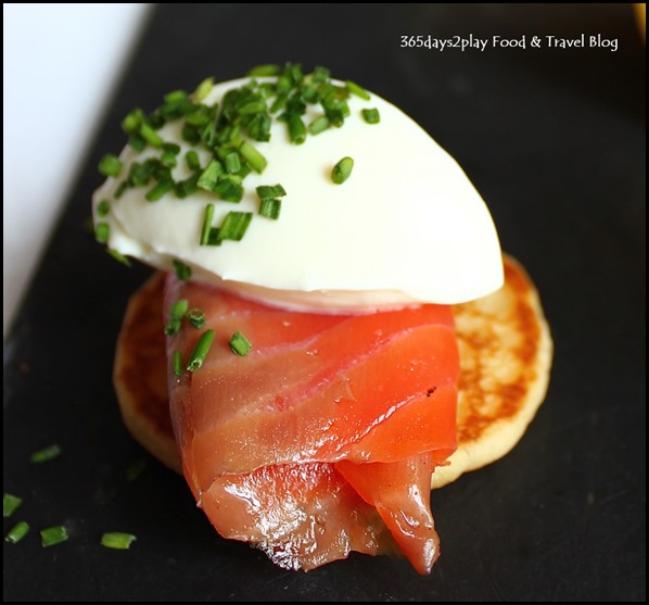 Absinthe Restaurant Francais - Smoked Salmon with sour cream on blini (1)