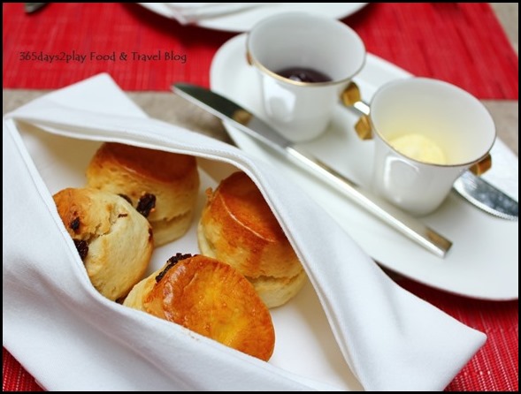 Fullerton Hotel Afternoon Tea Scones with Clotted Cream and Jam (2)