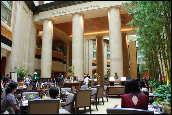 Fullerton Hotel The Courtyard