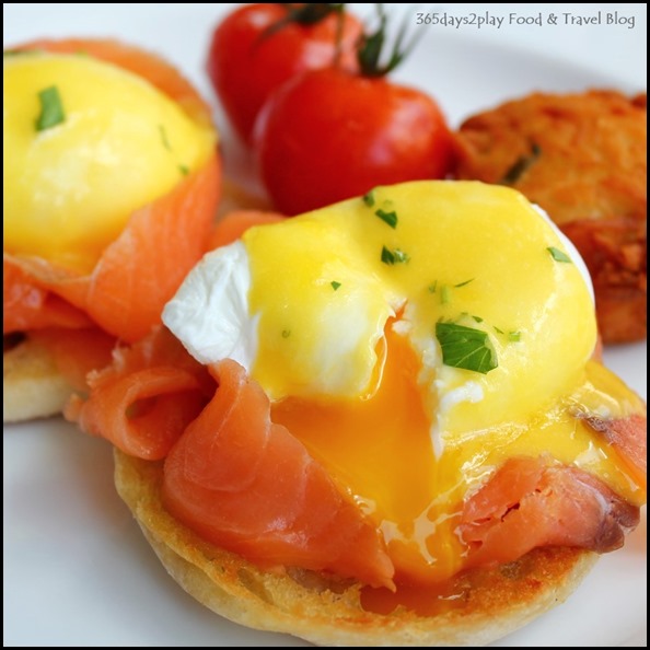 The Pool Grill at Marriott Hotel - Eggs Benedict $19 (1)