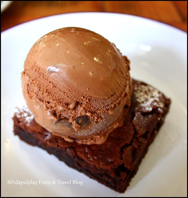 The Lokal - Brownie with Chocolate Ice Cream (2)